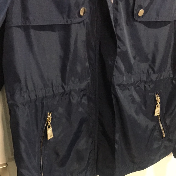 Ajdustable waist lightweight jacket - Picture 3 of 6